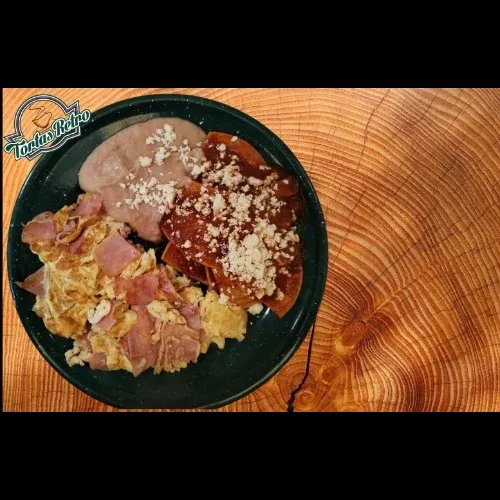 Chilaquiles con Frijoles