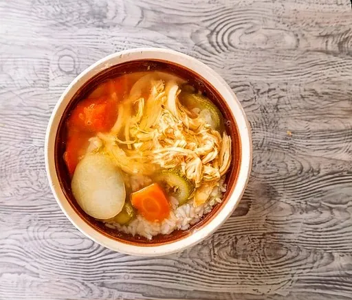 Caldo de pollo