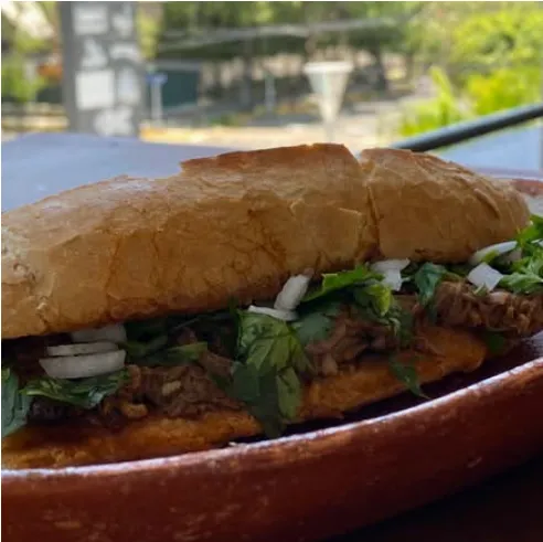 2 LONCHES + 4 TACOS DORADOS