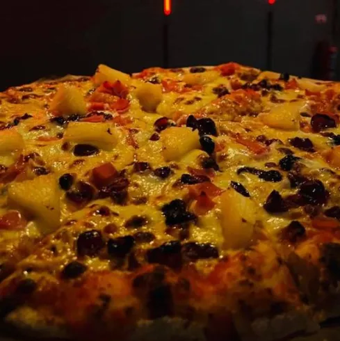 Pizza Hawaiana