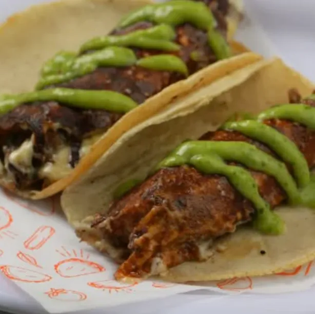 Taquiqueso de Pollo