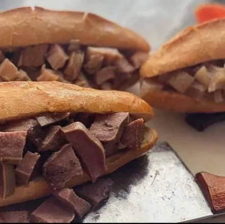 Torta ahogada de lengua
