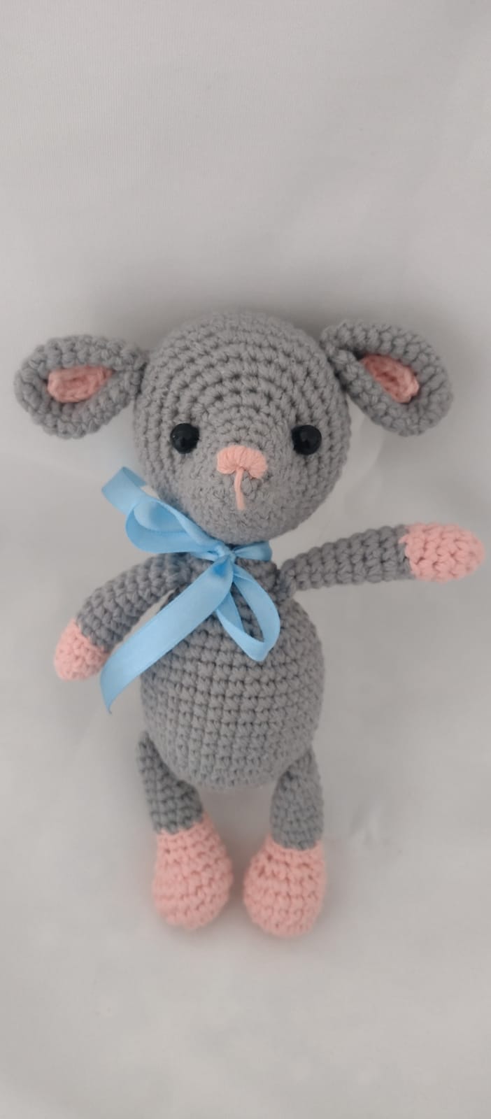 Ratón de crochet en gris de 20 cm
